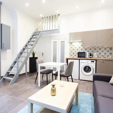 Apartment Spacious Studio In Batignolles
